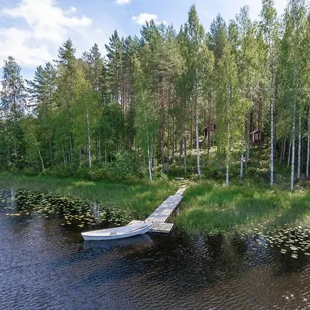 Traditional With Hot Tub Chalet