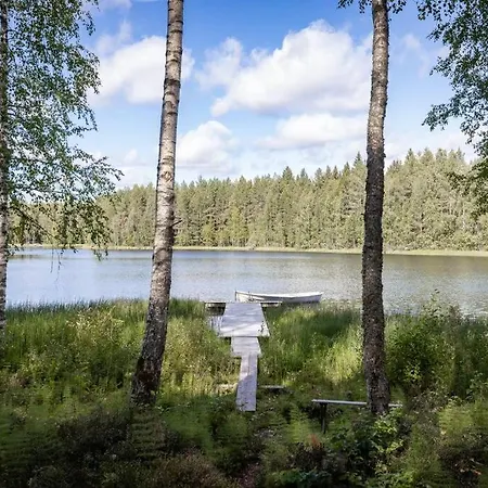 Alpstuga Traditional With Hot Tub Uurainen