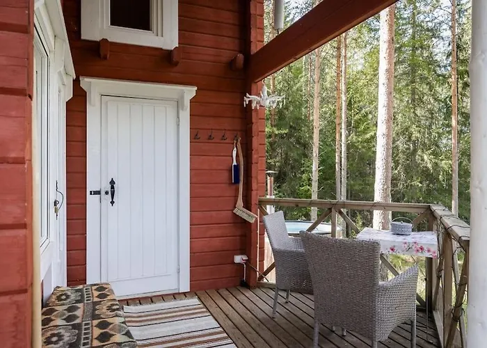 Traditional With Hot Tub Horská chata Uurainen