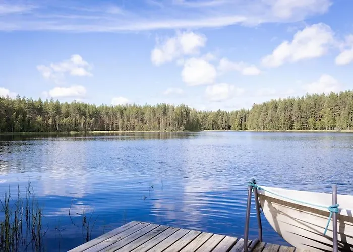 Traditional With Hot Tub Uurainen